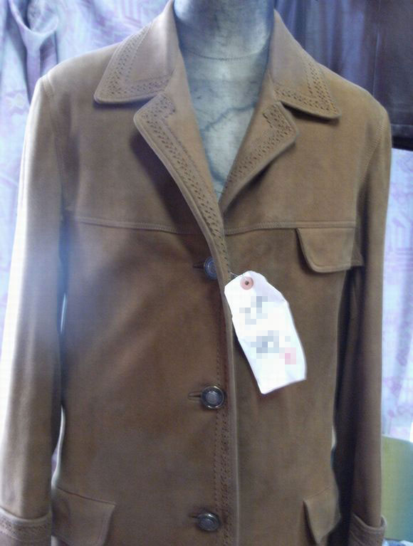 ロエベのハーフコートの肩幅、身幅、袖丈、袖幅詰め - 革製品の修理 レザーリフォーム
