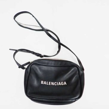 バレンシアガ ショルダー作業前