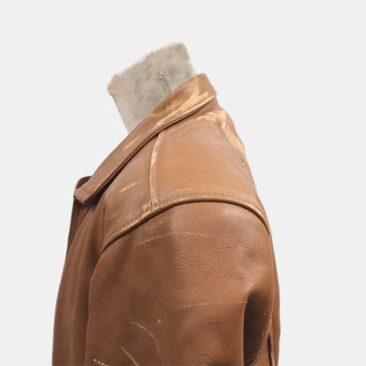 革ジャン　擦れ　クリーニング　サイド　作業前