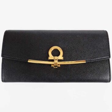 フェラガモ 財布 全体