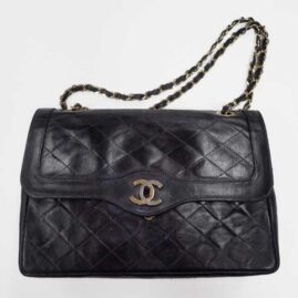 シャネル　バッグ　留め具修理　作業前