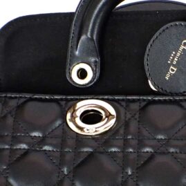 レディディオール 金具交換 アップ 作業前