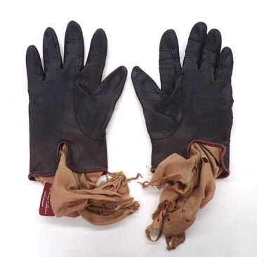 革手袋　裏地交換　作業前