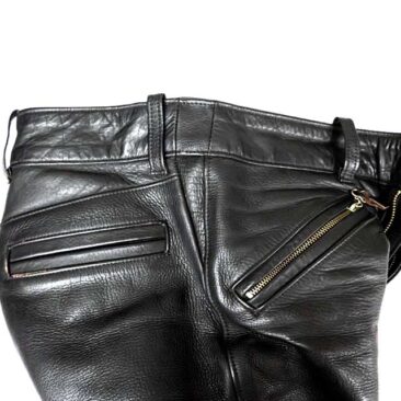 レザーパンツ サイズアップ　作業後