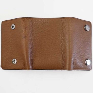 三つ折り財布　クリーニング　作業前