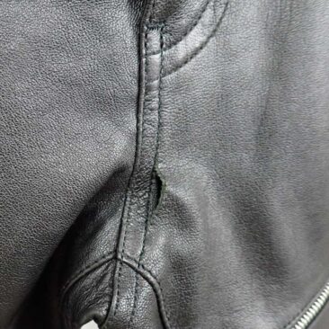 SLP　パンツ　破れ補修　作業前