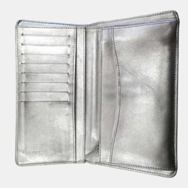 CHANEL　長財布　作業前