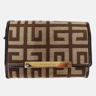ジバンシー　財布　ハトメ新設　全体
